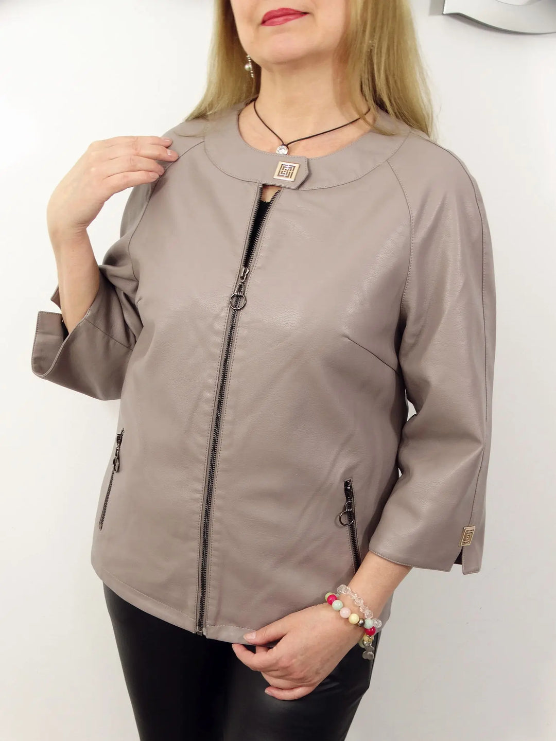 Drune | Schicke Kunstlederjacke
