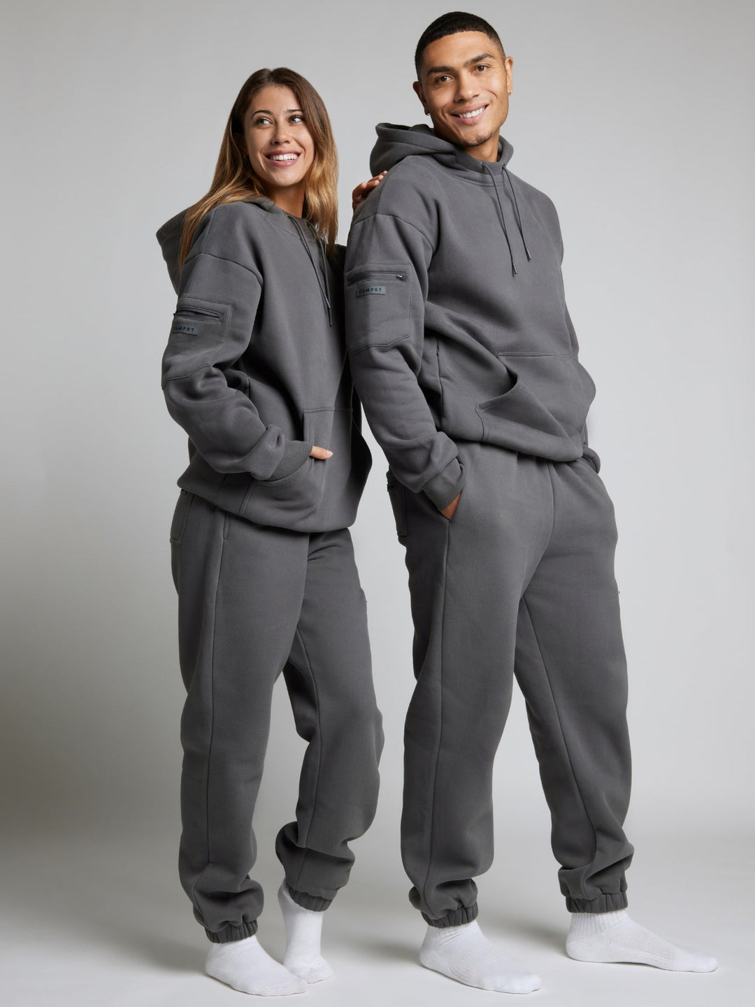 Drune | Bequemer Reise-Hoodie mit Flugmodus-Grafik