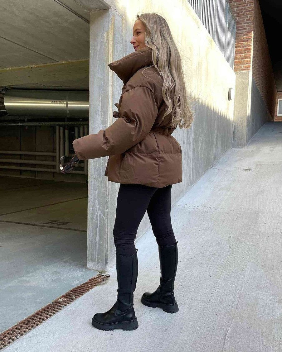 Drune | jack mit Gürtel für Damen - warmer brauner Jacke mit oversized Kragen
