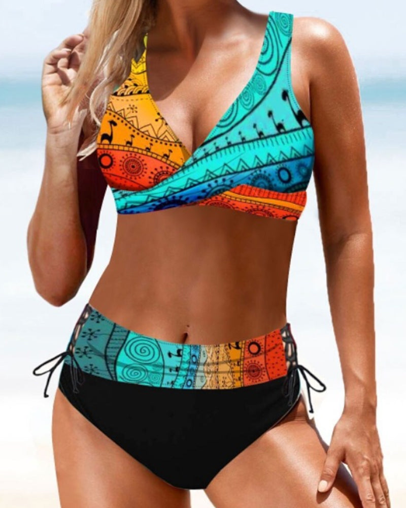 Drune | Bikini Mit Buntem Badeanzug