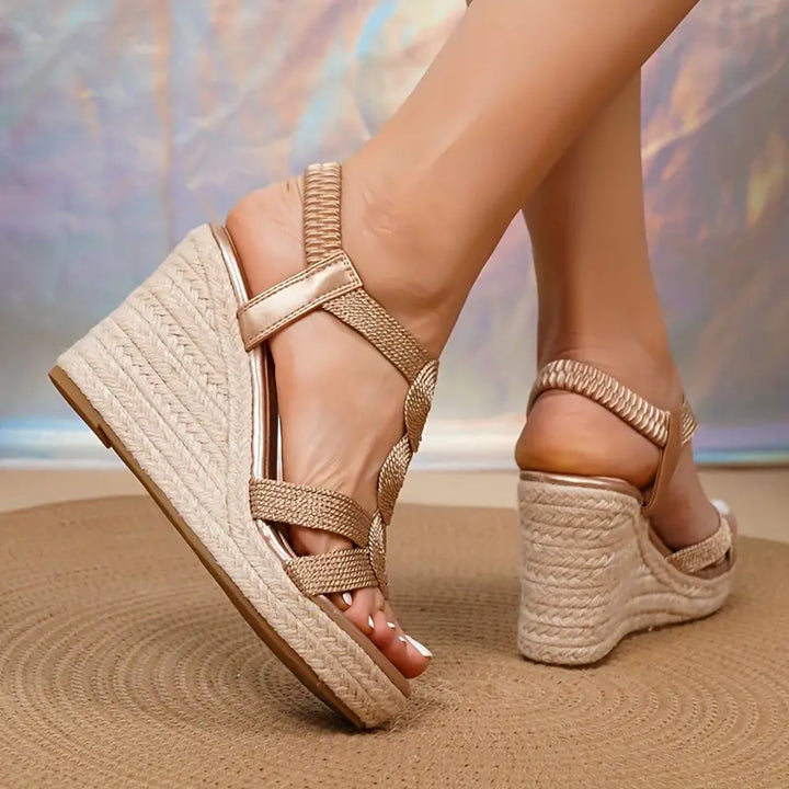 Drune | Elegante und hochwertige Sommermode