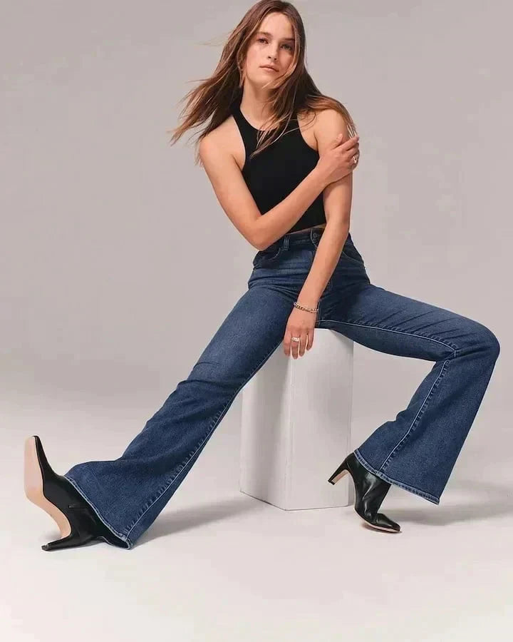 Drune | Bootcut Jeans mit Shaping-Effekt