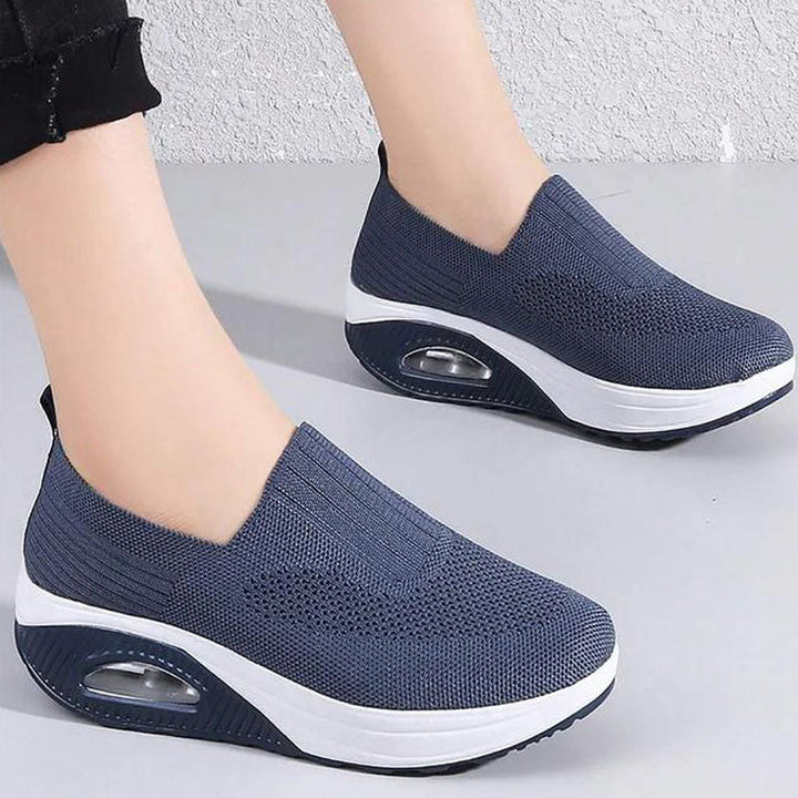 Drune | Atmungsaktive Slip on Sneaker Mit Ergonomischer Sohle Für Damen