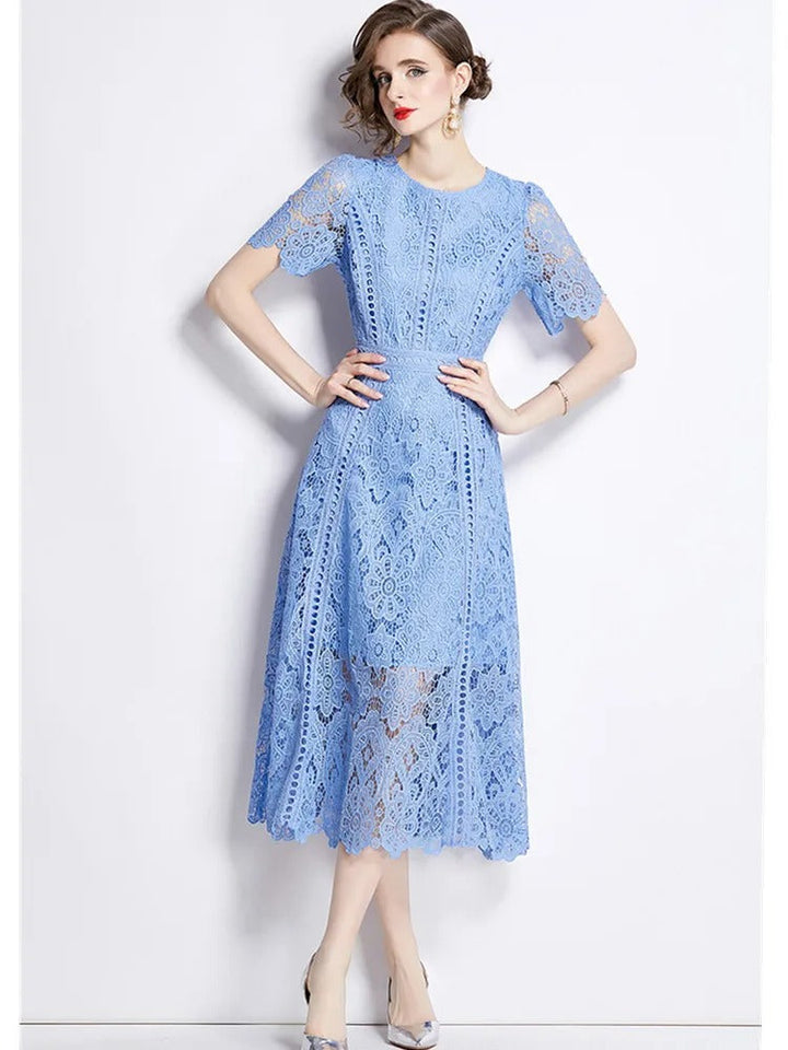 Drune | Elegantes Spitzenkleid Midi-Länge