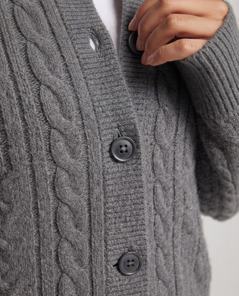 Damen Boxy-Zopfstrick-Cardigan mit Raglanärmeln und angoraähnlicher Haptik Drune
