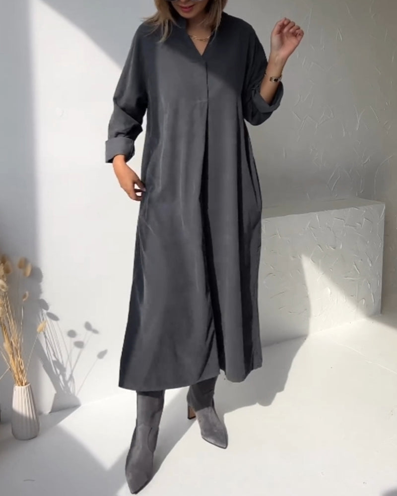 Drune | Taschenkleid mit V-Ausschnitt