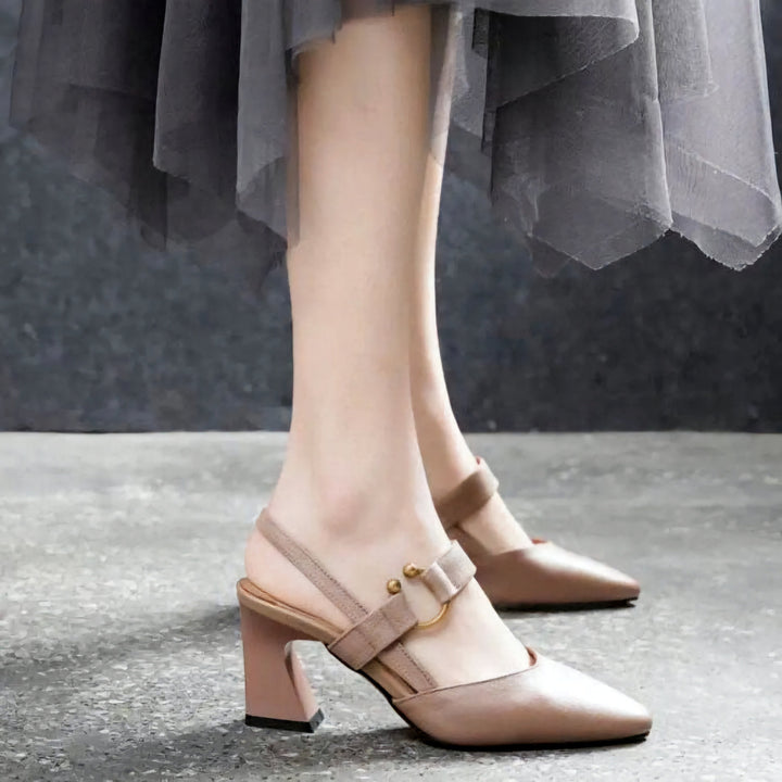Drune | orthopädische Sandalen mit Absatz