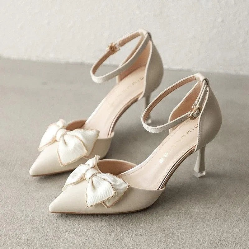 Drune | Pumps für Damen mit Schleife und Spitzenabsatz