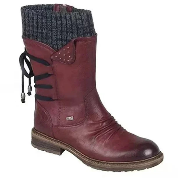 Drune | Stiefeletten Strickbündchen Nieten Seitendetail Schnürelement Hinten