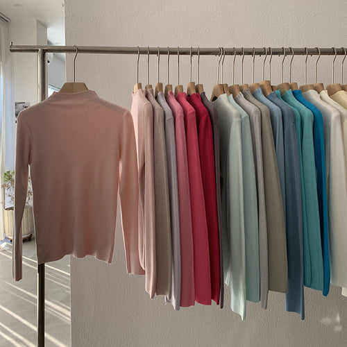 Schlanker Stehkragen-Pullover, einfarbig, langärmelig