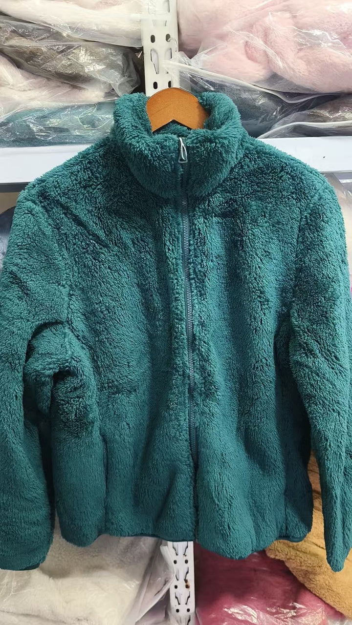 Fleece-Jacke mit Stehkragen und Reißverschluss