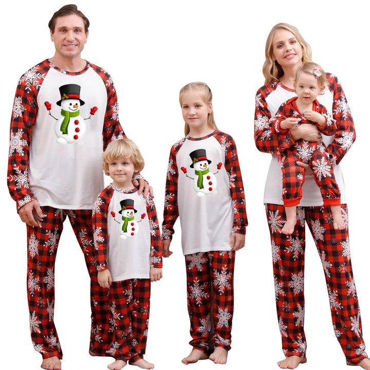 Weihnachts-Schlafanzug-Set für die ganze Familie