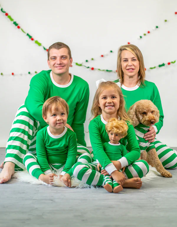 Weihnachts-Schlafanzug-Set für die ganze Familie