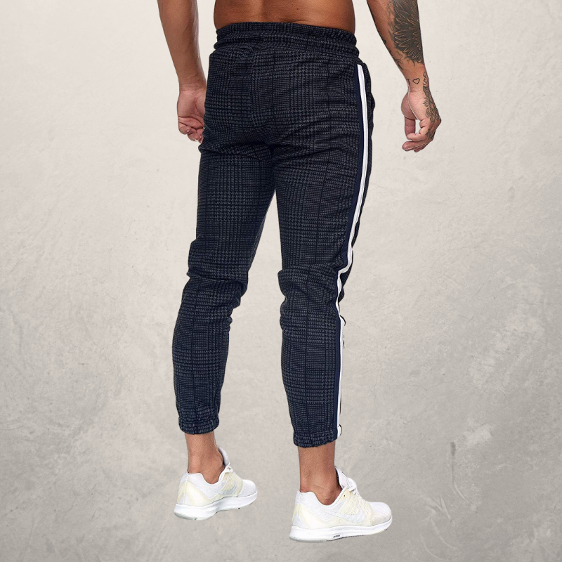 Drune | Jogginghose Slim Fit Elastischer Bund Mit Kordelzug Strukturiertes Material Seitenstreifen