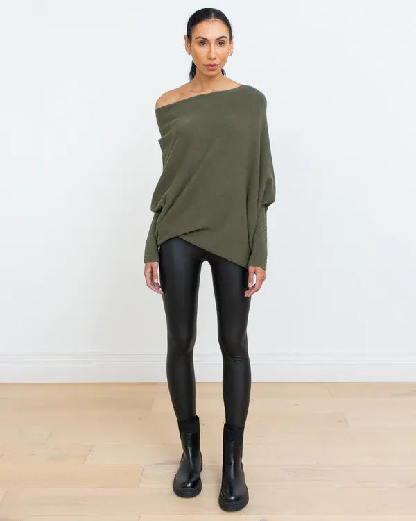 Drune | Asymmetrischer Damenpullover mit eleganter Drapierung