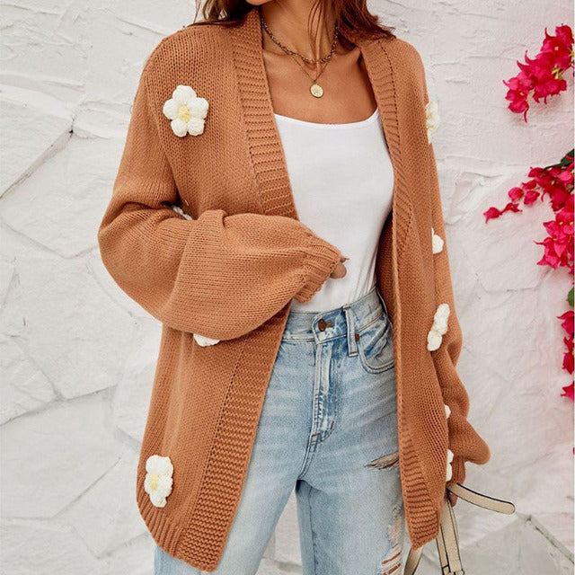 Drune | Strickjacke mit 3d Blumenverzierung