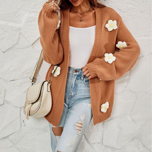 Drune | Strickjacke mit 3d Blumenverzierung