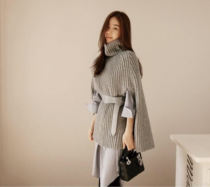 Damen Strickpullover mit weitem Stehkragen und klassischem Cape-Design Drune