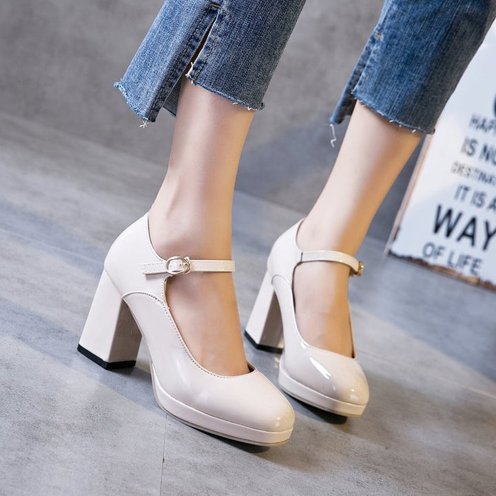 Damen Hochwertige Absatzpumps mit eleganter Riemen-Detailierung Drune