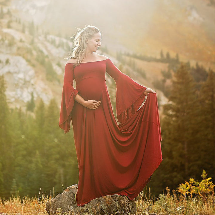 Damen Umstands-Maxikleid mit schulterfreiem Design und fließenden Ärmeln Drune