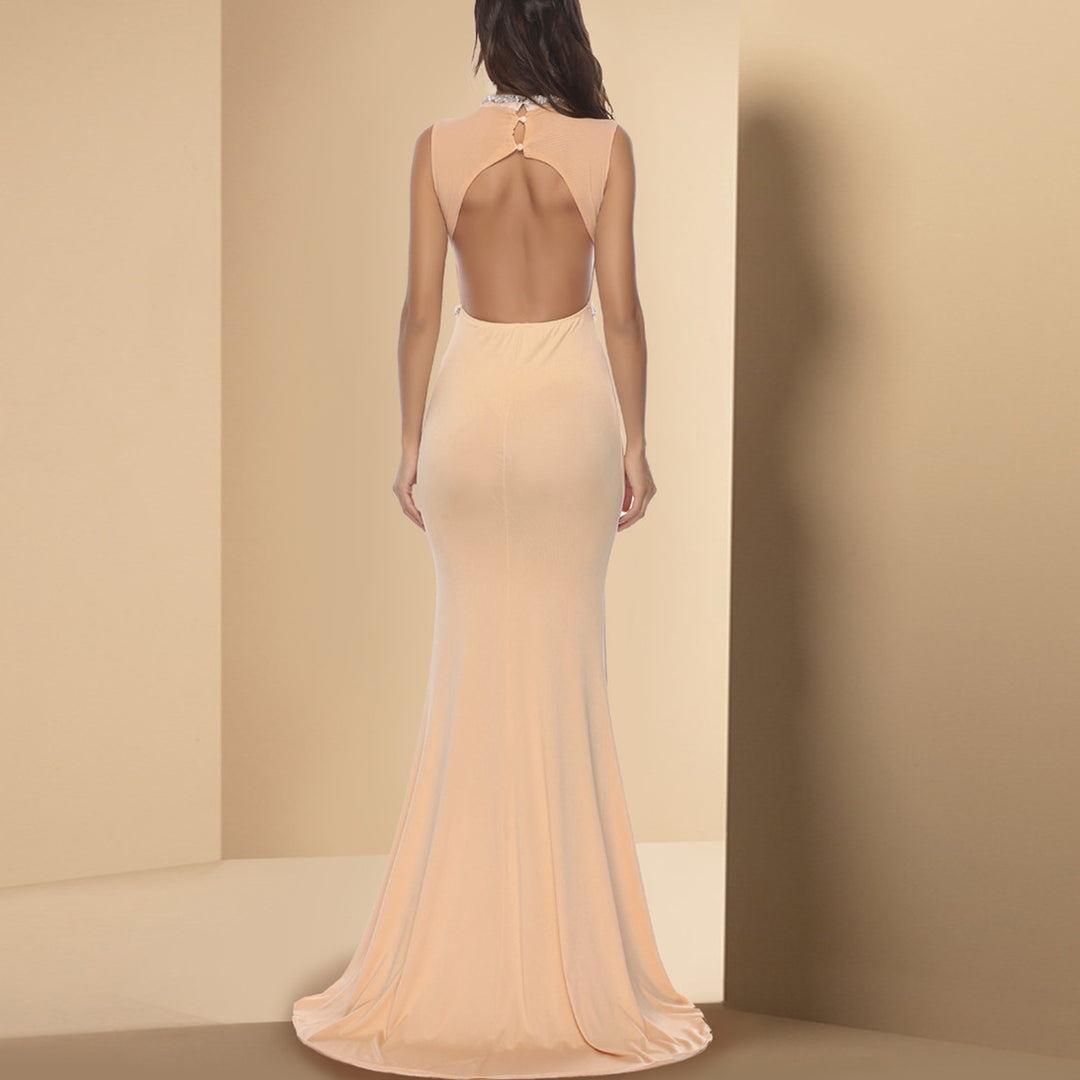 Damen Elegantes figurbetontes Maxikleid mit tiefem Schlitz und funkelndem Dekolleté Drune