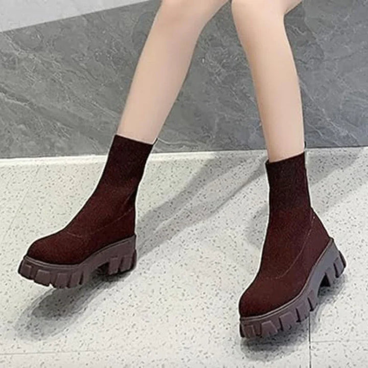 Drune | gestrickte knöchelstiefeletten mit trendiger sohle