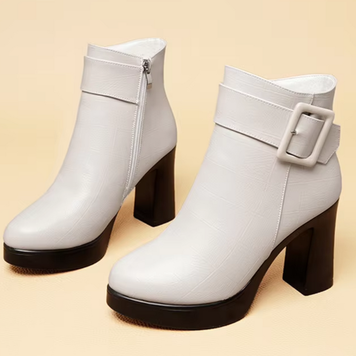 Drune | Flaschenstiefel mit High Heel und Fensterdesign für einen einzigartigen Stil
