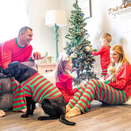 Weihnachts-Schlafanzug-Set für die ganze Familie