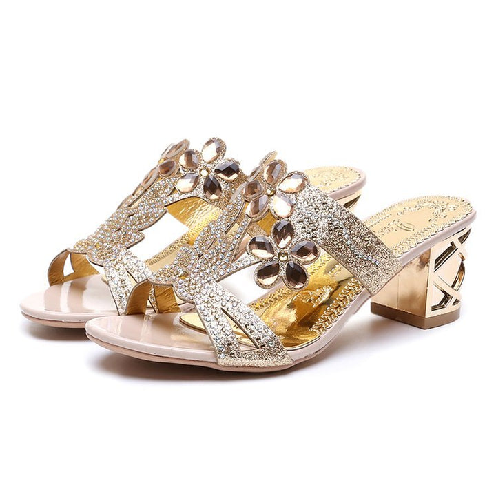 Damen nan verzierte Riemchensandalen mit mittelhohem geometrischem Blockabsatz und Kristallblumen Drune