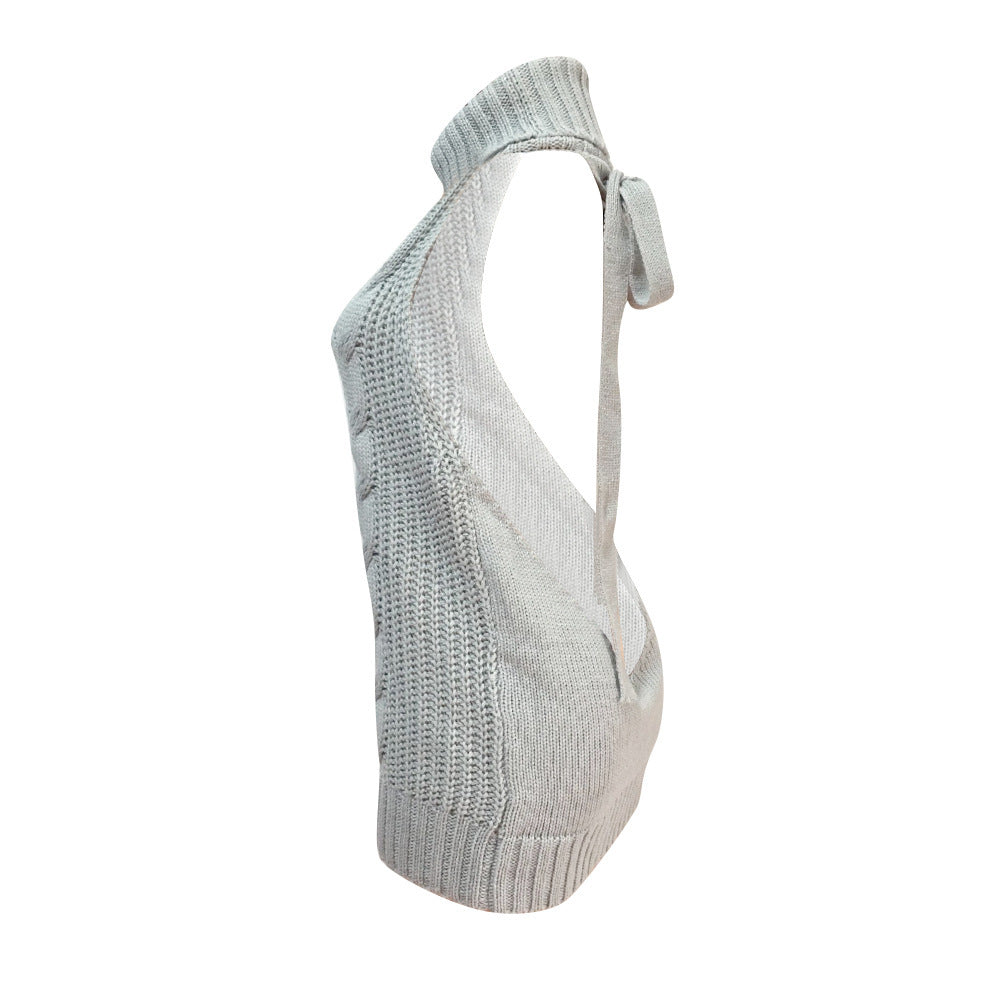 Damen Strickkleid mit tiefem Rollkragen und trendigem Rückenausschnitt Drune