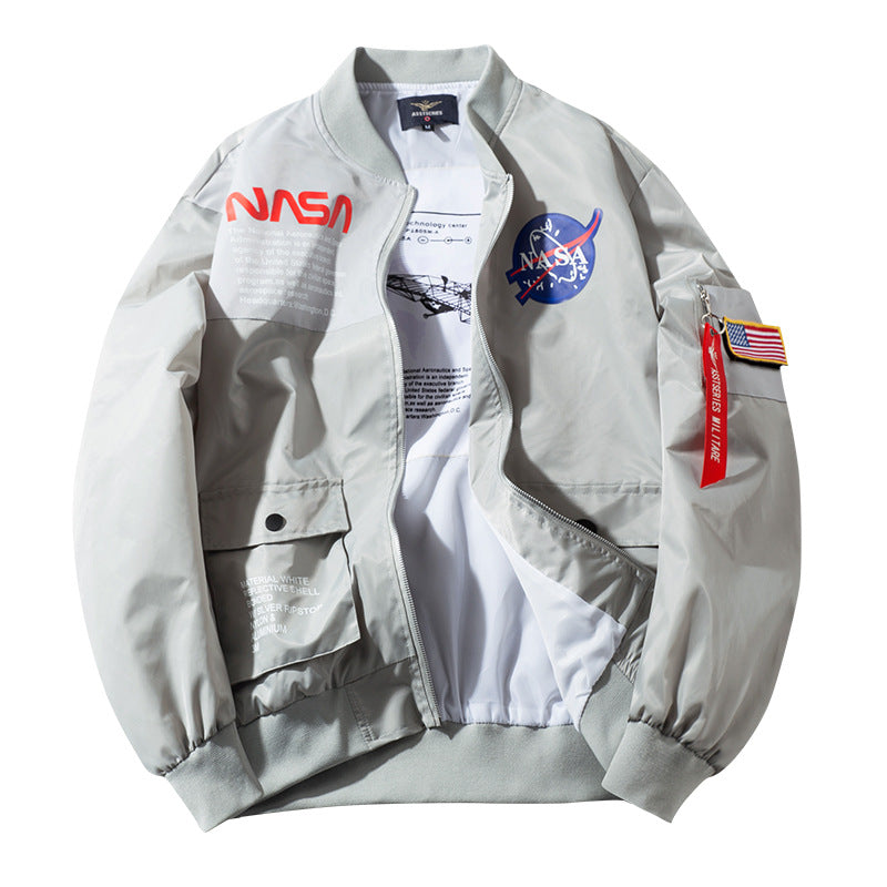 Herren  bestickte Mission-Patch Utility Bomberjacke mit Armreißverschlusstasche Drune