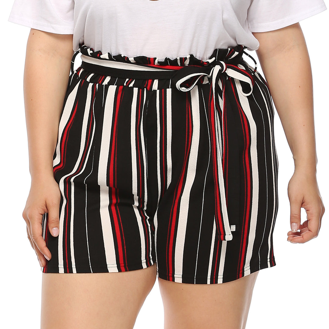 Damen elegant geschnittene gestreifte Shorts mit dekorativem Bindegürtel Drune