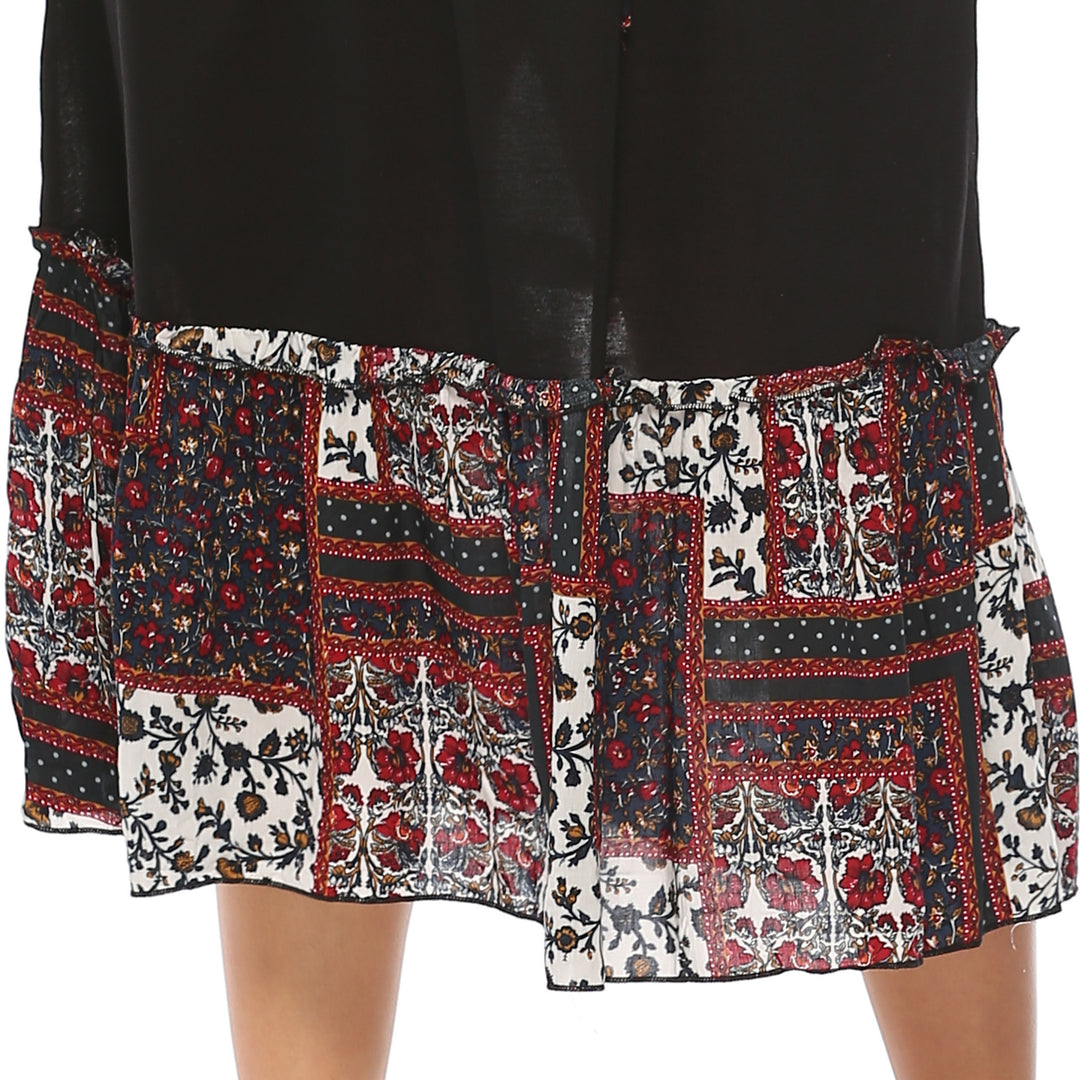 Damen Freizeitkleid mit dekorativer Taillenschnürung und floralen Akzenten Drune