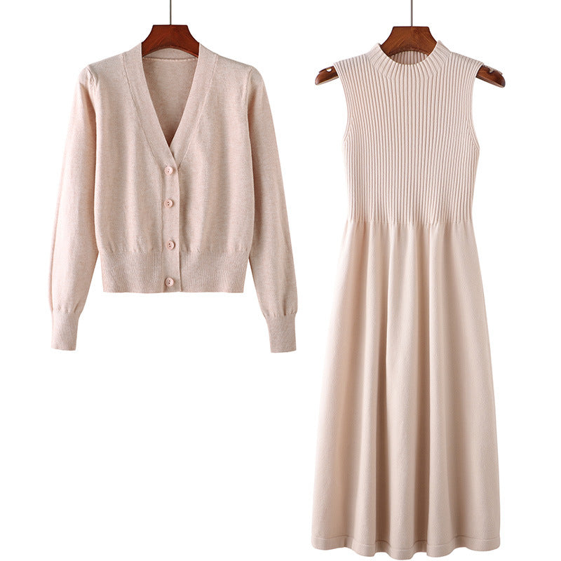 Damen Strickkleid mit passendem Cardigan Drune