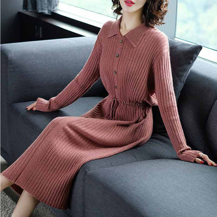 Damen Strickkleid mit modernem Stehkragen und taillierbarem Gürtel Drune