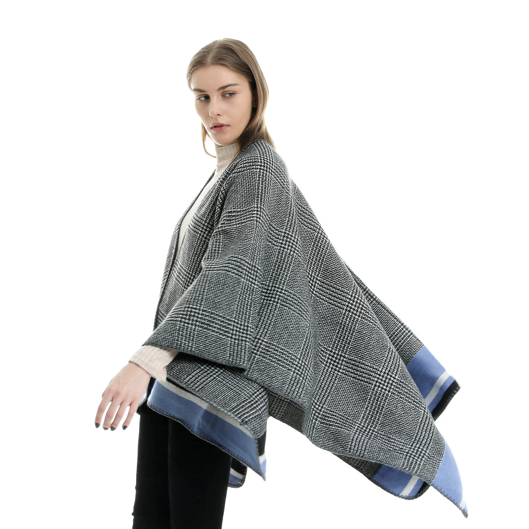 Damen Oversize-Ruana aus Wollmix mit Karojacquard und farbigem Streifenrand Drune