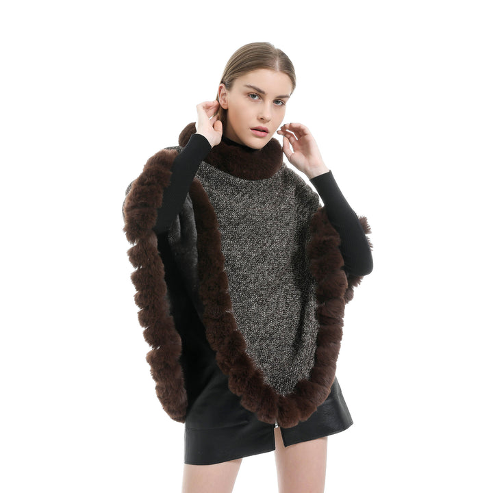 Damen Fein gestrickter Ruana-Poncho mit Kunstfellbesatz und asymmetrischem Saum Drune