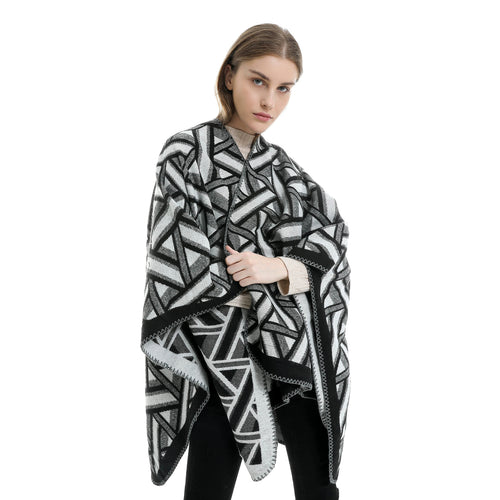 Damen Oversize-Ruana mit geometrischem Jacquard und Ziernaht Drune
