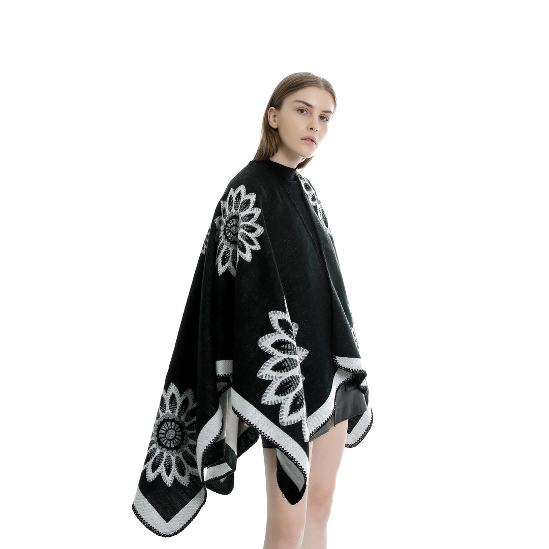 Damen Wollmix‑Ruana mit floraler Intarsienjacquard und offener Kimono‑Silhouette Drune