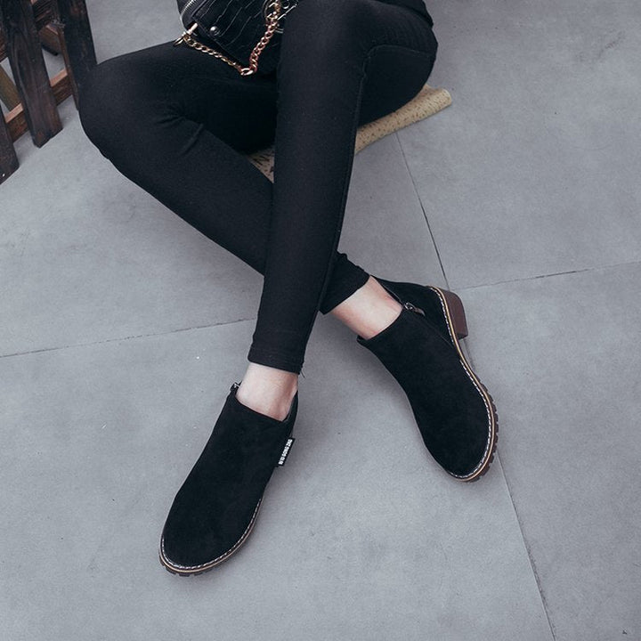 Damen Ankle-Boots aus softem Wildleder mit stabilem Blockabsatz Drune