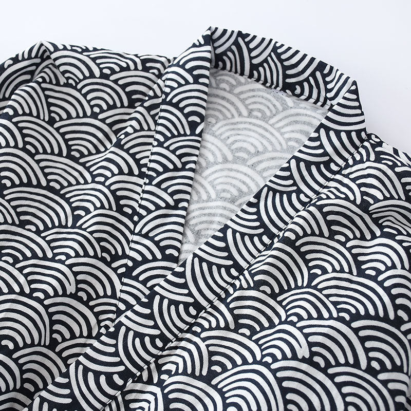 Herren-Hausanzug im Kimono-Stil aus Baumwollgaze