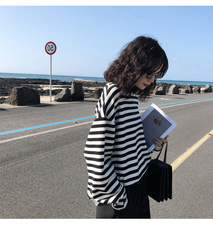 Drune | Retro-Gestreiftes Langarmshirt