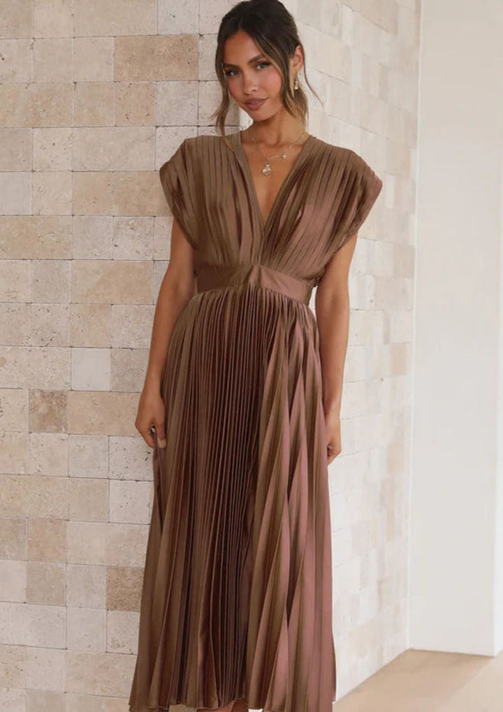 Drune | Elegantes Maxikleid Aus Leichtem Stoff