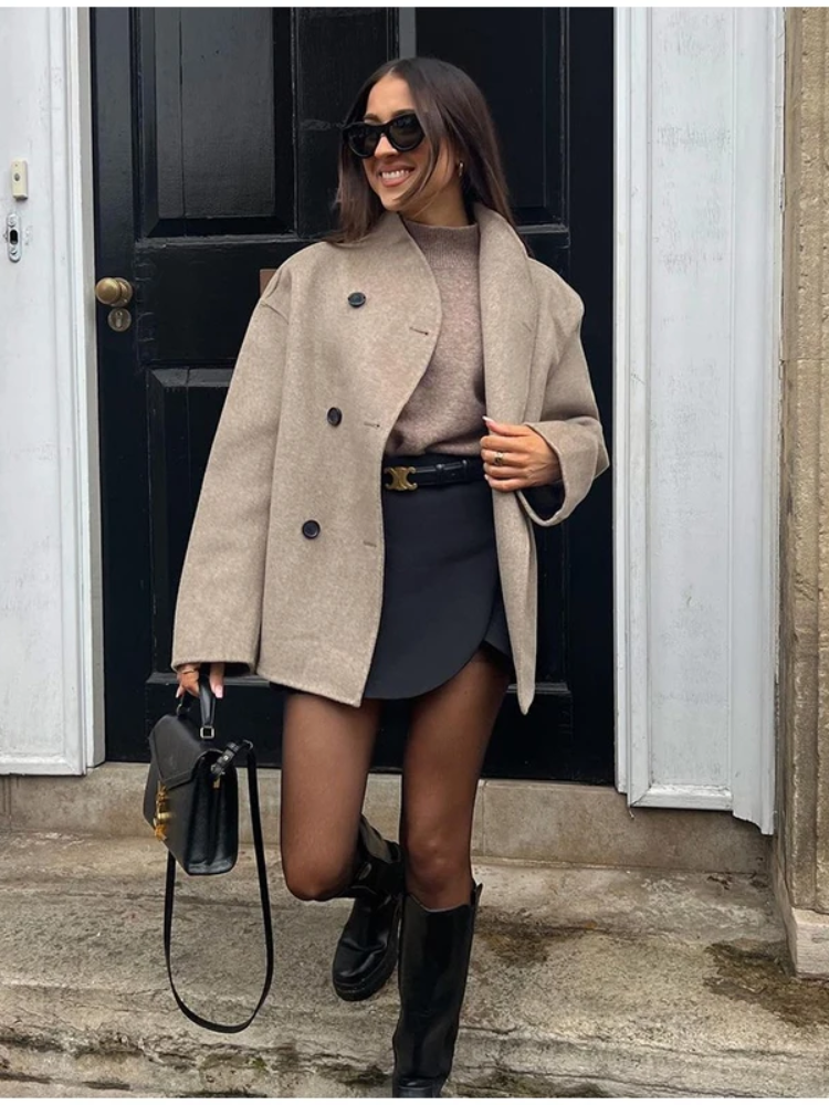 Drune | Asymmetrischer Trenchcoat Damen mit Breitem Revers und Doppeltverschluss
