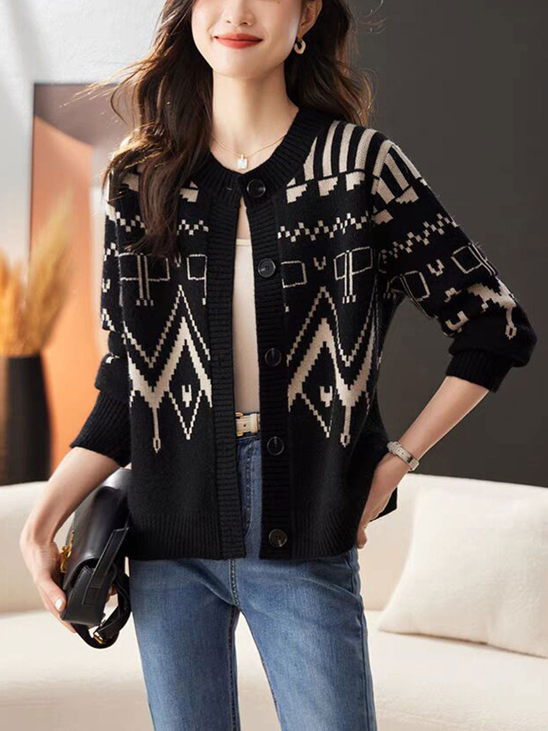 Drune | Freizeitstrickjacke mit Rundhalsausschnitt