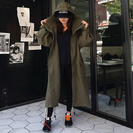 Damen Langer Oversize‑Parka mit extragroßer Kapuze, Tunnelzugtaillen und Pattentaschen Drune