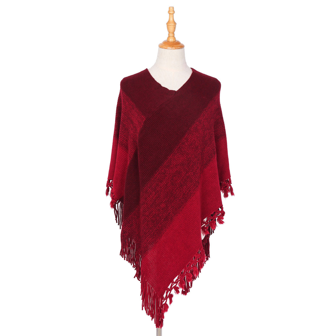Damen Strick‑Ruana‑Poncho mit V‑Ausschnitt, asymmetrischem Zipfel und gehäkelten Fransen Drune