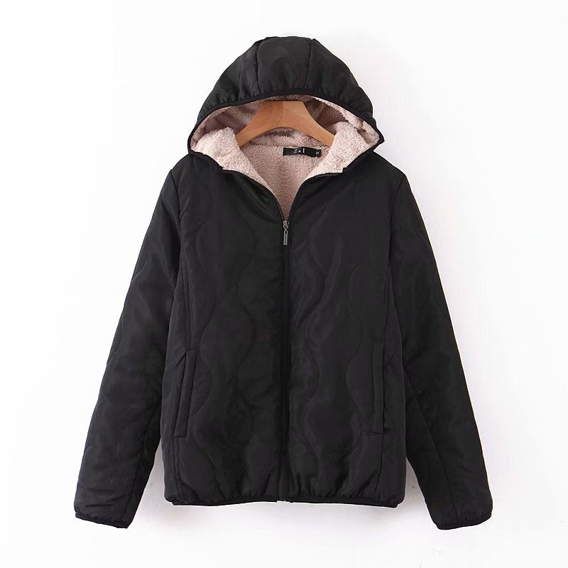 Damen gepolsterte Kapuzenjacke mit Teddyfutter und Wellensteppung Drune