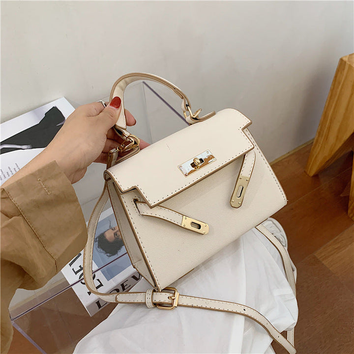Drune | Eine Seitliche Schultertasche Im Western-Stil