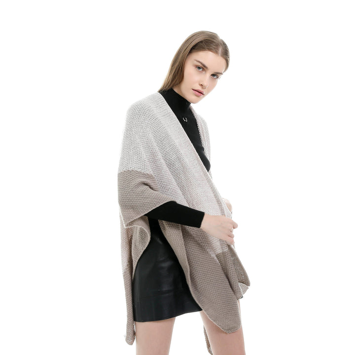 Damen Offene Strick‑Ruana mit Wasserfall‑Saum und Blockstreifen Drune